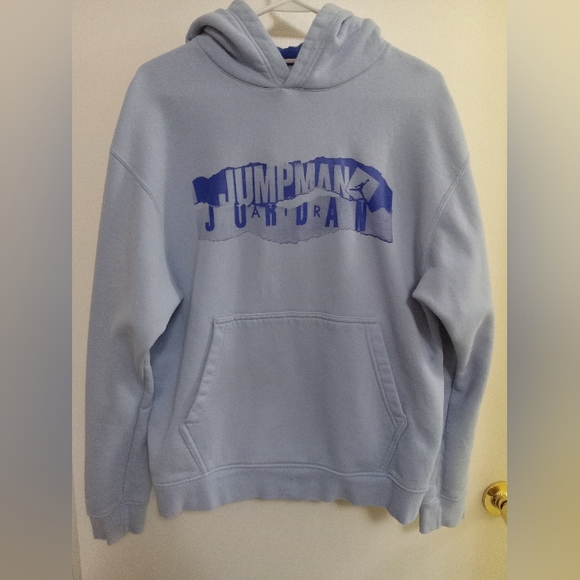 JORDAN Hoodie In New Condition - Picture 2 of 3